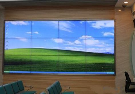 会泽液晶拼接屏的另类用法。